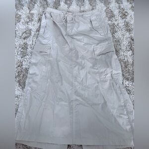 Aritzia cargo skirt